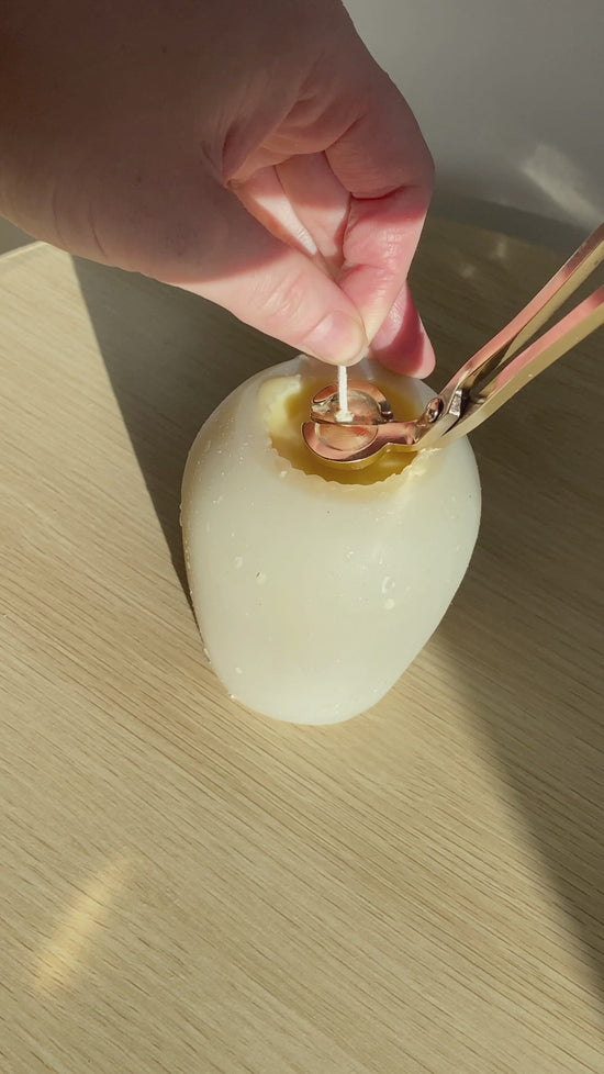 Load and play video in Gallery viewer, &amp;#39;Golden Pear&amp;#39; Sculptural Candle
