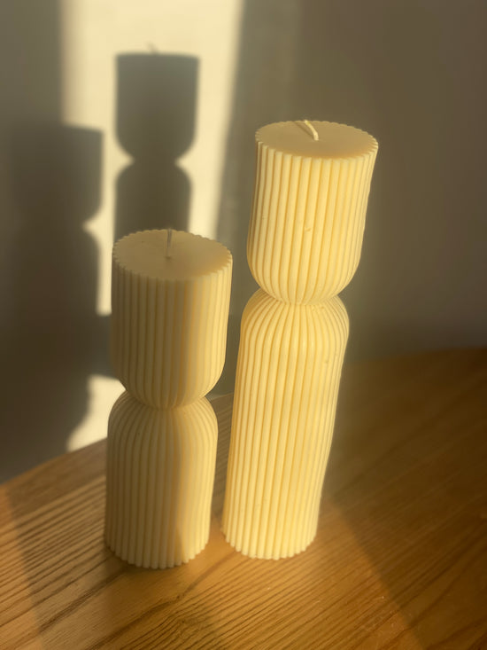 'Romeo Hourglass' Pillar Candle