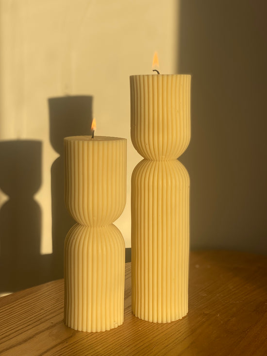 'Romeo Hourglass' Pillar Candle
