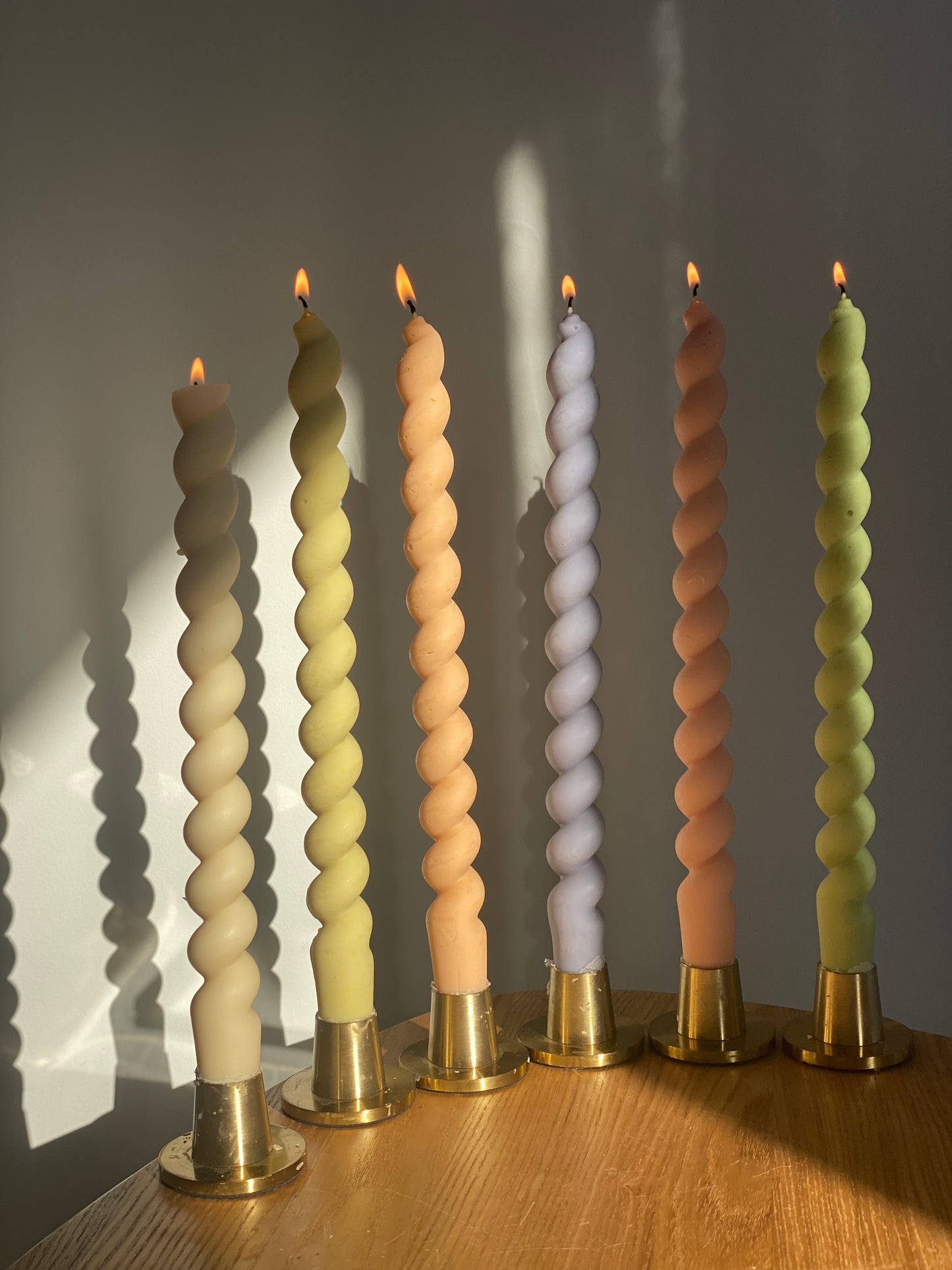 'Veneziano' Taper Candle