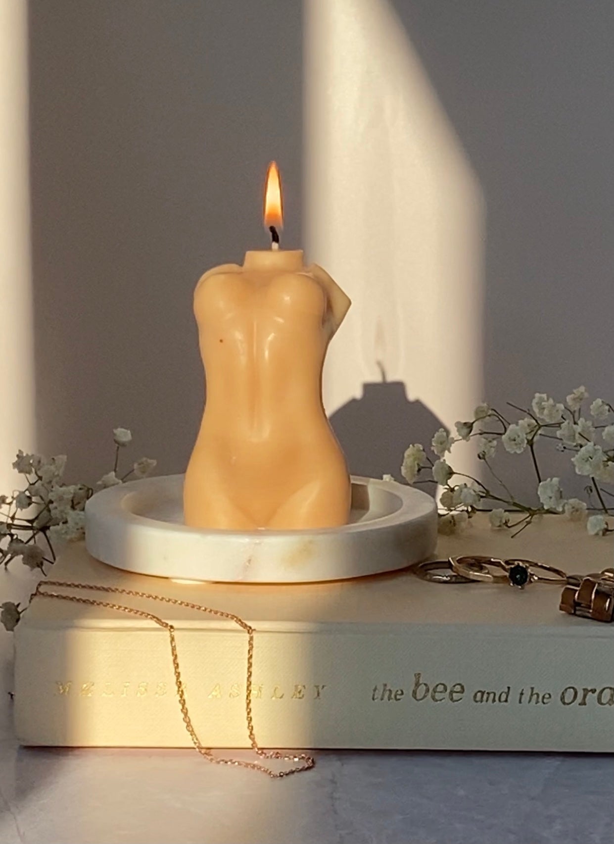 'Yoni Queen' Sculptural Candle