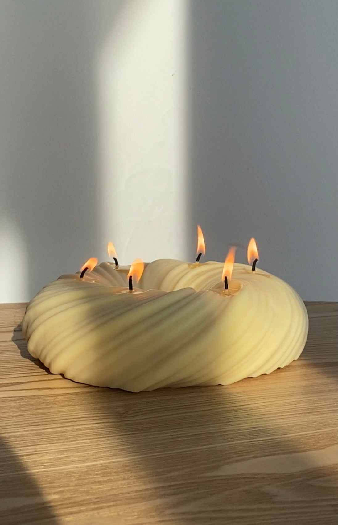 'Sea Swell' Sculptural Candle